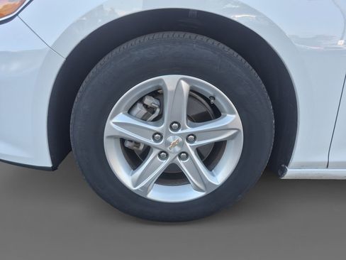 Used 2024 Chevrolet Malibu LT image 13