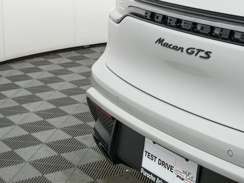 New 2026 Porsche Macan GTS image 38
