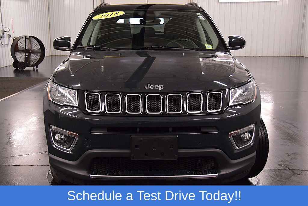 Used 2018 Jeep Compass Limited w/ Navigation Group AWD/4WD image 2