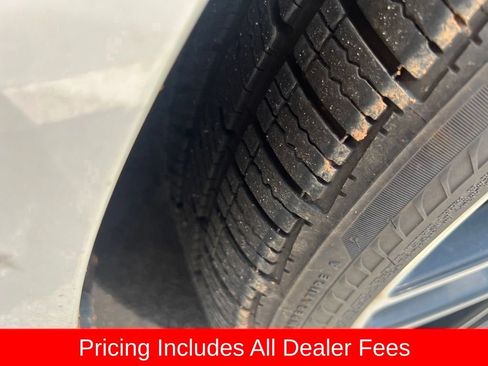 Used 2017 Chevrolet Cruze Premier FWD image 16