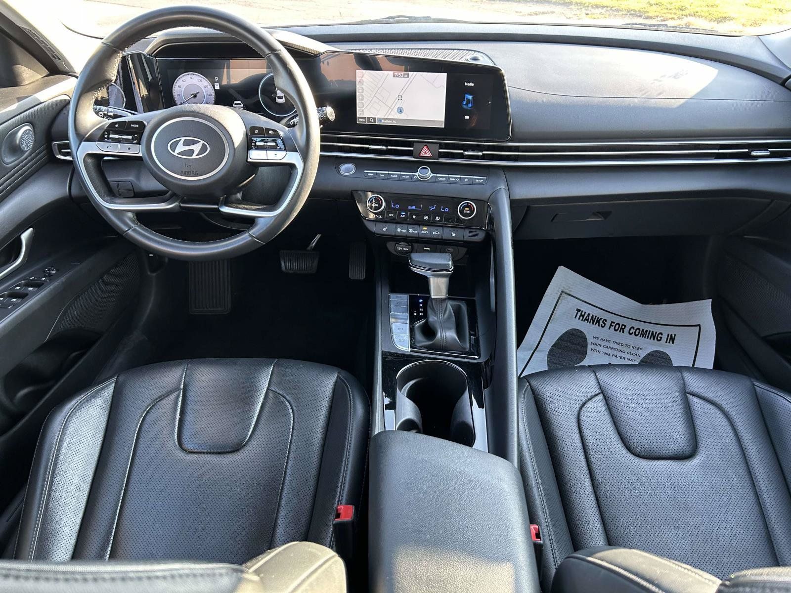 Used 2025 Hyundai Elantra Limited FWD image 19