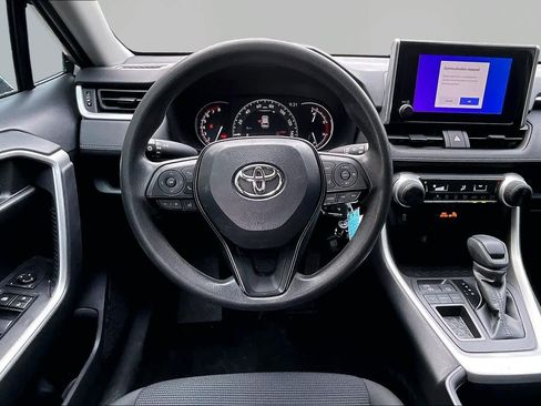 Certified 2023 Toyota RAV4 LE FWD image 6