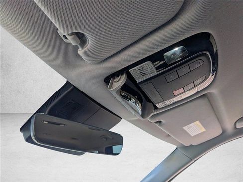 Used 2025 Hyundai Palisade SEL FWD image 22