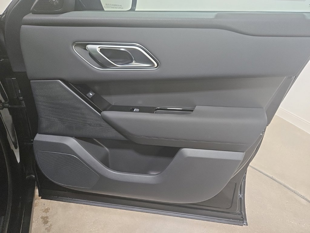 New 2026 Land Rover Range Rover Velar S AWD/4WD image 28