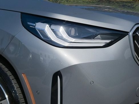 Used 2025 BMW X3 xDrive30i w/ Convenience Package image 8