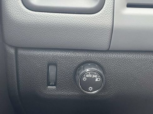 Used 2021 Chevrolet Colorado W/T w/ WT Convenience Package RWD image 23