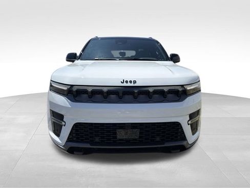 New 2026 Jeep Grand Wagoneer 4WD image 7