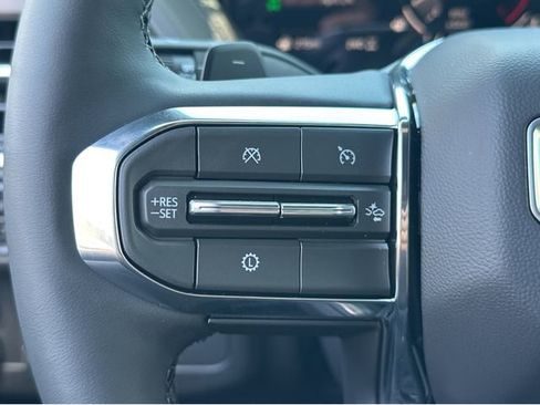 New 2026 GMC Yukon XL Denali w/ Sun & Power Step Package AWD/4WD image 30