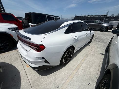 Used 2022 Kia K5 GT-Line w/ GT-Line FWD Premium Package image 2