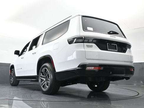 New 2026 Jeep Grand Wagoneer L 2WD image 53