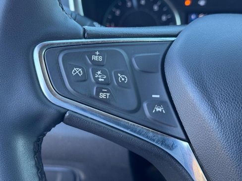 Used 2024 Chevrolet Equinox LT image 18