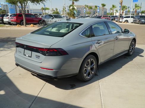 New 2026 Honda Accord EX-L image 5