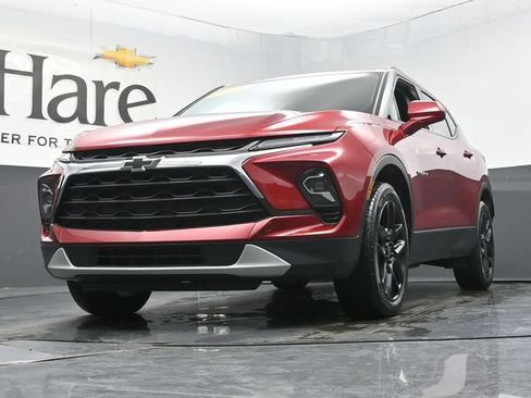 Used 2023 Chevrolet Blazer LT w/ Convenience Package FWD image 4