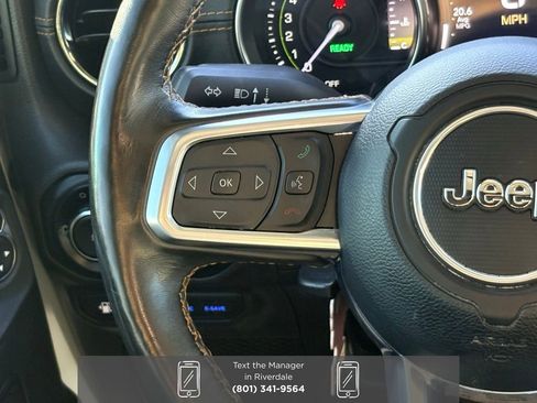 Used 2022 Jeep Wrangler Unlimited Sahara image 24
