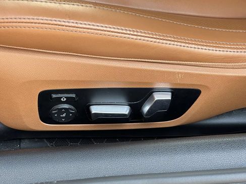 Used 2023 BMW M850i xDrive Coupe w/ Driving Assistance Package AWD/4WD image 17