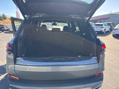 Used 2026 BMW X5 xDrive40i AWD/4WD image 32