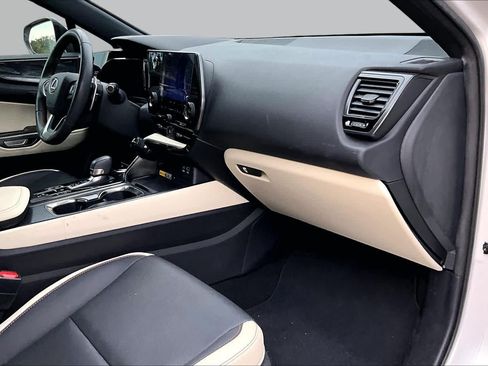 Used 2024 Lexus NX 350 AWD image 19