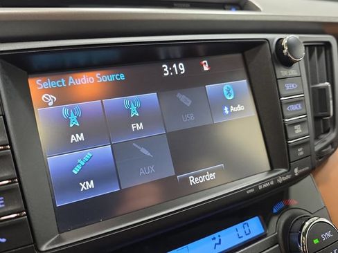 Used 2016 Toyota RAV4 Limited AWD/4WD image 21