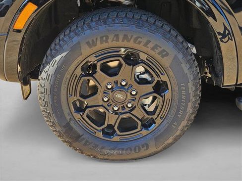 New 2025 Ford Ranger Lariat w/ FX4 Off-Road Package image 10