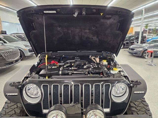 Used 2020 Jeep Wrangler Unlimited Sahara AWD/4WD image 39