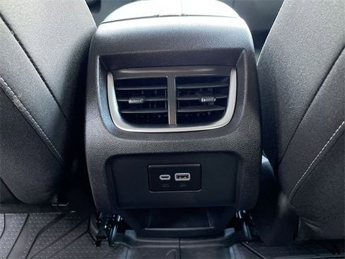 Certified 2024 Chevrolet Blazer LT w/ Convenience Package image 20