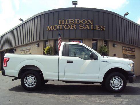 Used 2015 Ford F150 XL RWD image 1