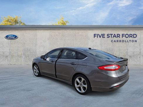 Used 2013 Ford Fusion SE image 7