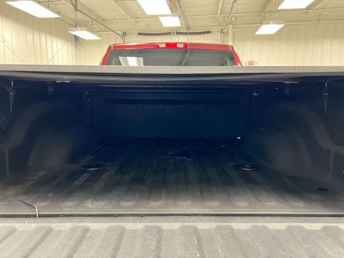 Used 2017 RAM 2500 Tradesman w/ Popular Equipment Group RWD image 18