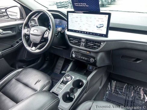 Used 2023 Ford Escape Platinum AWD/4WD image 26