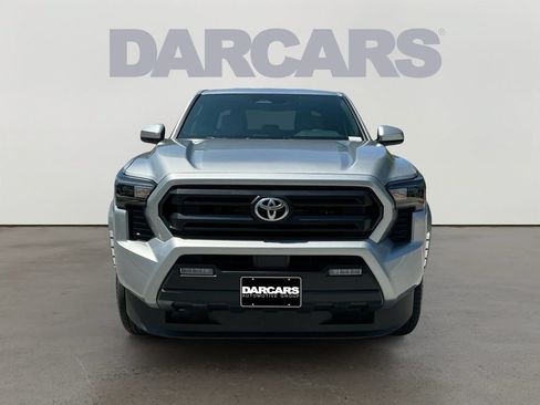 Used 2026 Toyota Tacoma SR5 AWD/4WD image 2