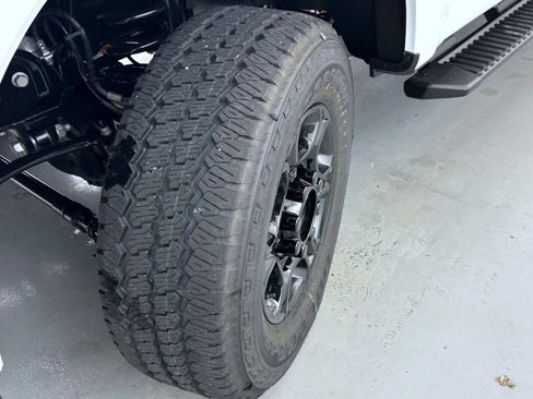 New 2026 Ford F250 XL w/ STX Appearance Package AWD/4WD image 24
