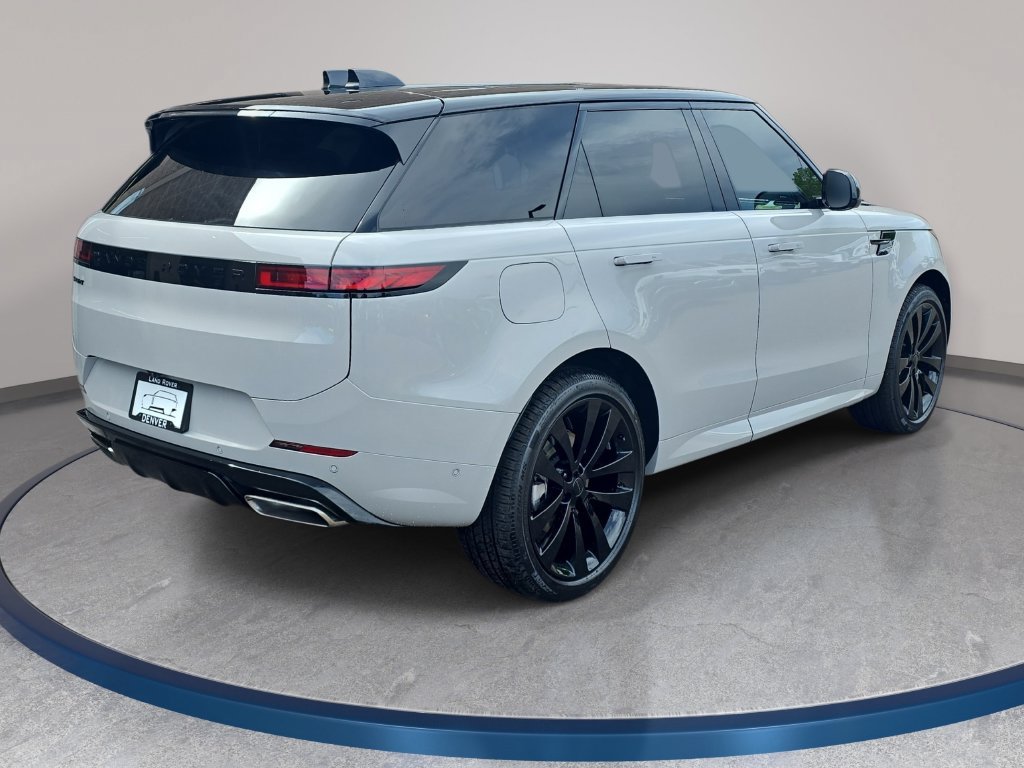 New 2027 Land Rover Range Rover Sport Dynamic SE AWD/4WD image 5