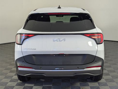 New 2026 Kia Sportage LX image 6