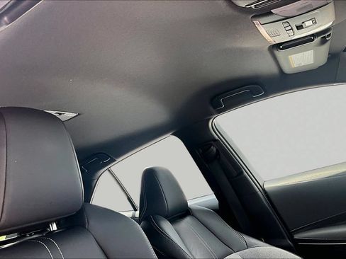 Certified 2021 Toyota Corolla XSE FWD image 30