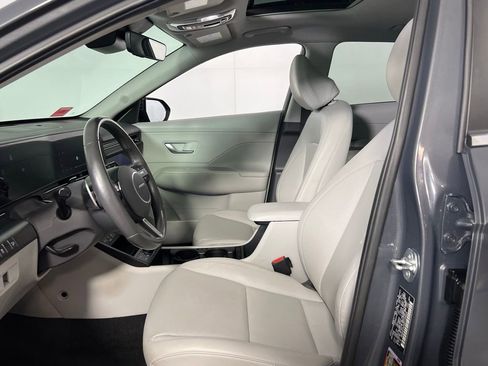 Used 2024 Hyundai Kona Limited image 22