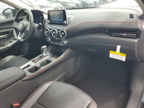 New 2025 Nissan Sentra SR w/ SR Premium Package image 11