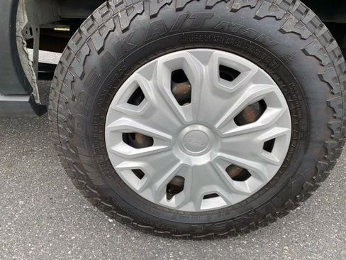 Used 2019 Ford Transit 250 148 Medium Roof w/ Interior Upgrade Package image 25