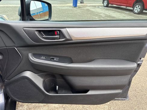 Used 2017 Subaru Outback 2.5i image 34