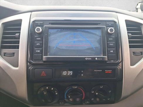 Used 2014 Toyota Tacoma PreRunner w/ TRD Sport Package image 12