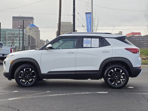 Used 2022 Chevrolet TrailBlazer LT w/ Convenience Package image 19