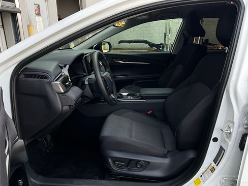 Used 2026 Toyota Camry LE w/ Convenience Package image 10