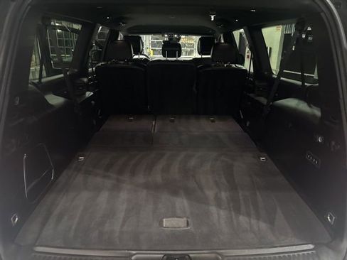 Used 2024 Jeep Wagoneer L Series II w/ Flexible Seating Group image 26