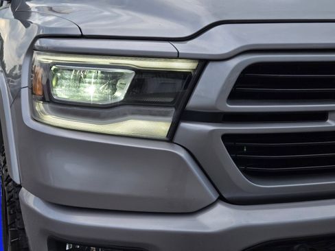 Used 2019 RAM 1500 Laramie w/ Sport Appearance Package AWD/4WD image 3