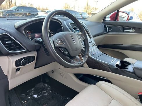 Used 2016 Lincoln MKX Reserve w/ Technology Package image 27