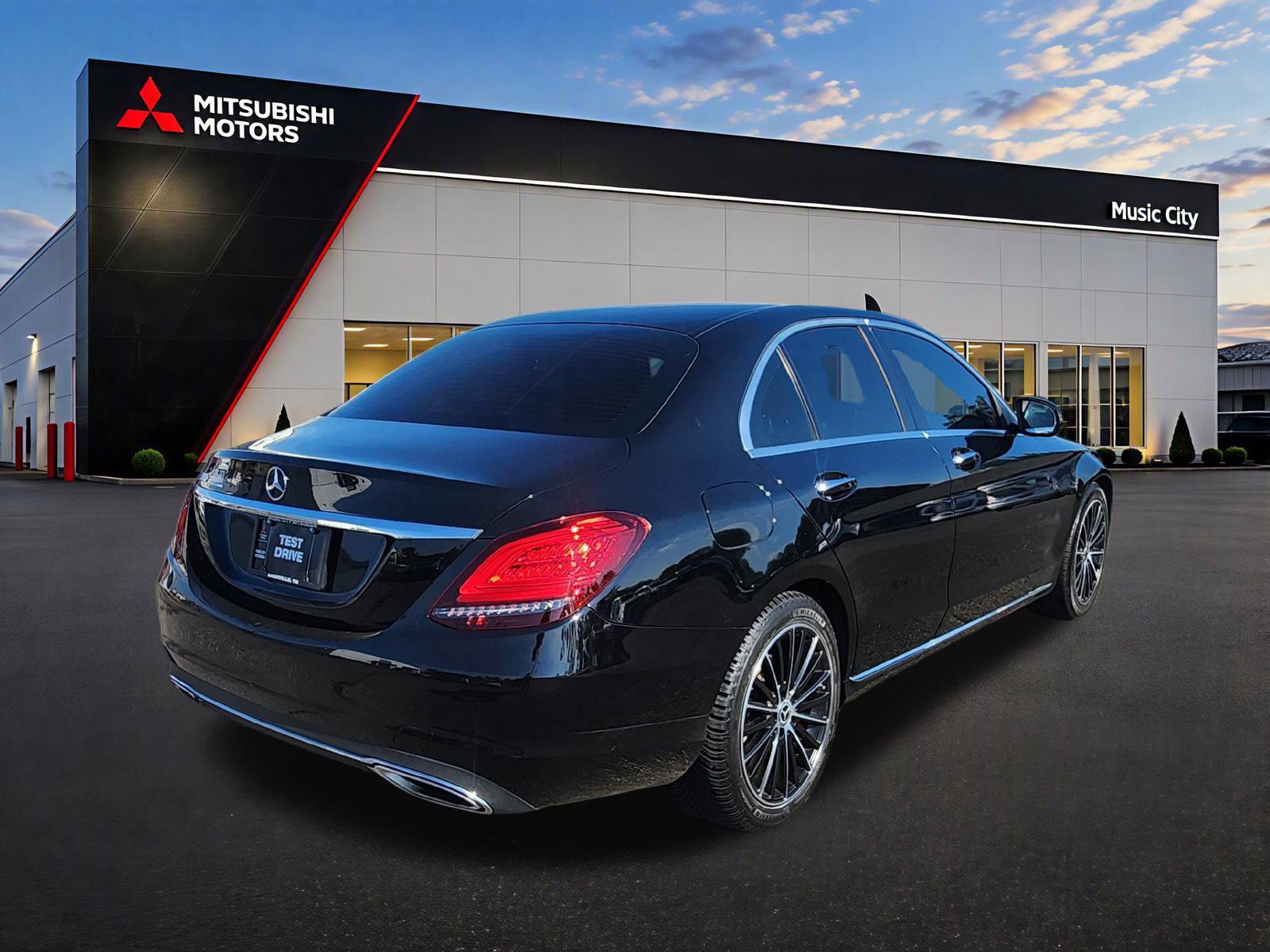 Used 2021 Mercedes-Benz C 300 Sedan image 7