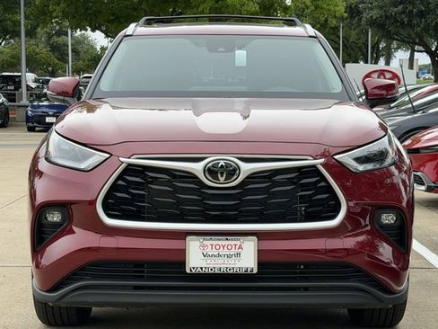New 2026 Toyota Highlander XLE AWD/4WD image 8