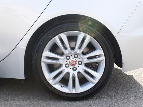 Used 2020 Jaguar XE S image 39