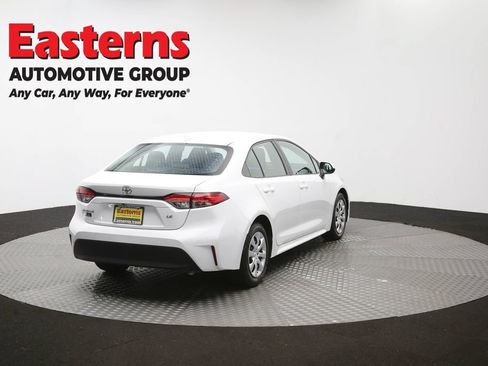 Used 2024 Toyota Corolla LE FWD image 38