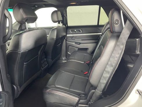 Used 2016 Ford Explorer Sport w/ Equipment Group 401A AWD/4WD image 13