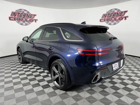 Used 2023 Genesis GV70 2.5T w/ Sport Prestige Package image 5